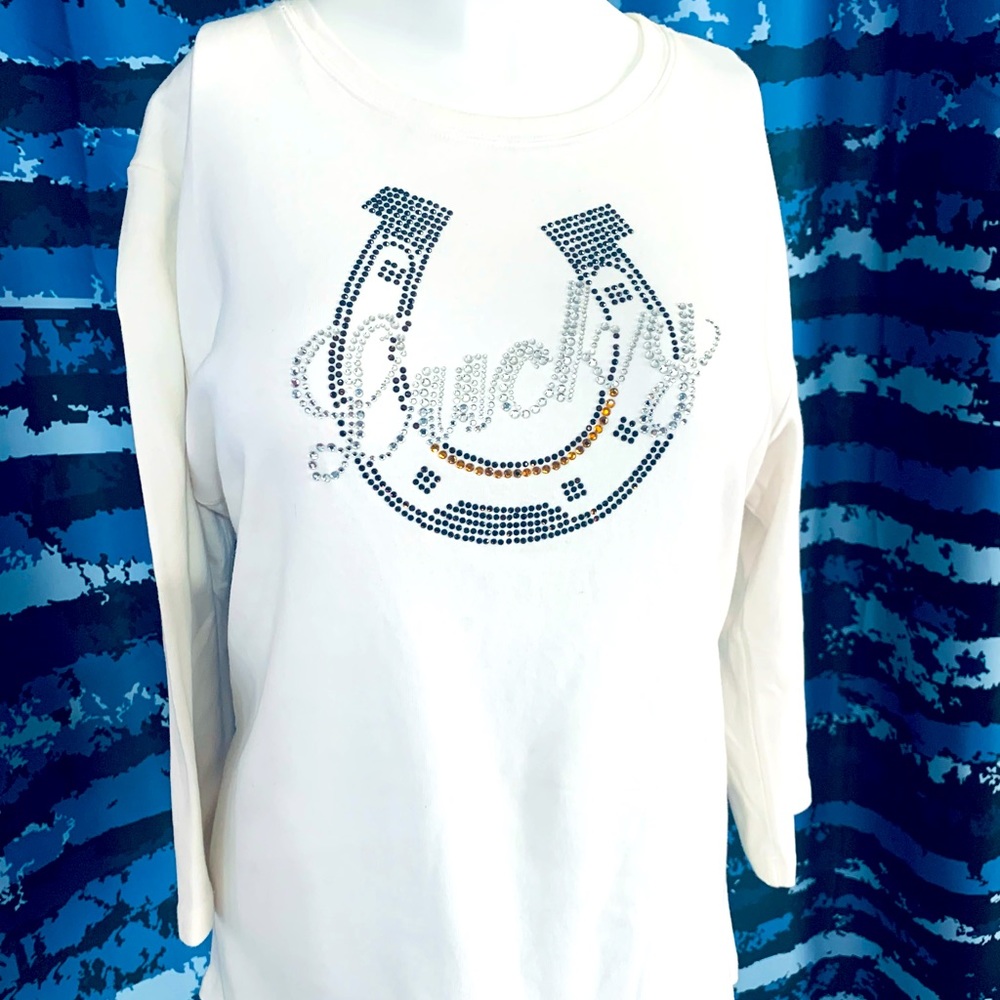 Western, Comfy and Fun Lucky Horseshoe Top With Silver, Black and Chrome Beads